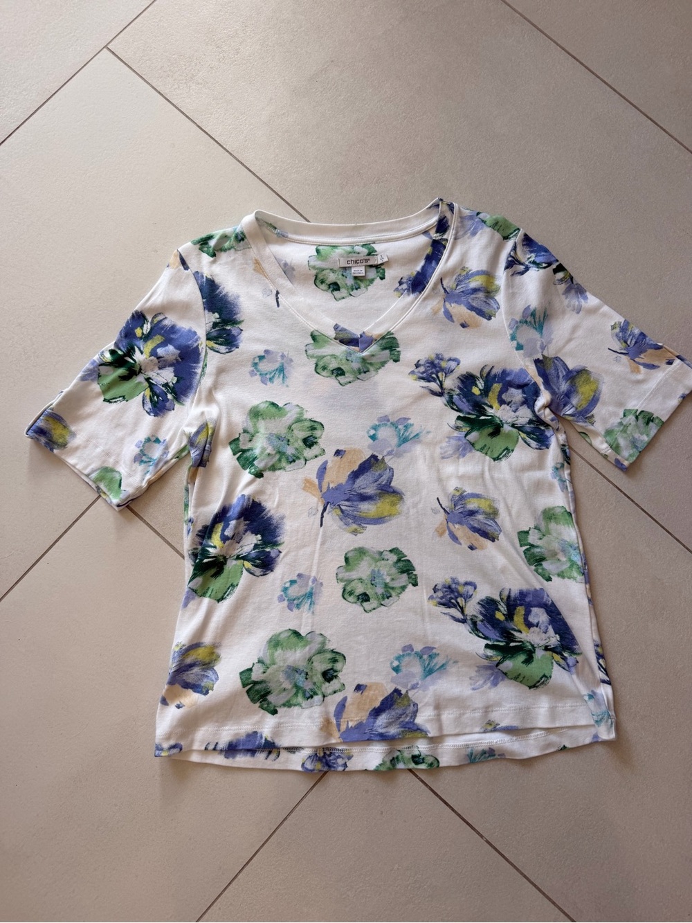 Chico's White V-Neck Short Sleeve Tee with Blue and Green Floral Print